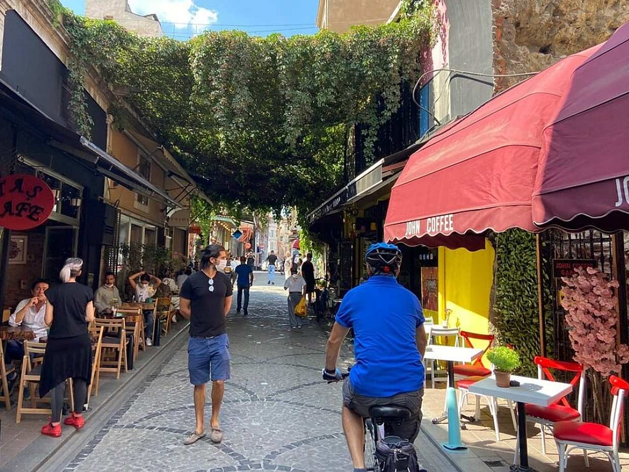 Tour en bicicleta por el casco antiguo de Estambul en Turquía
, photo 3