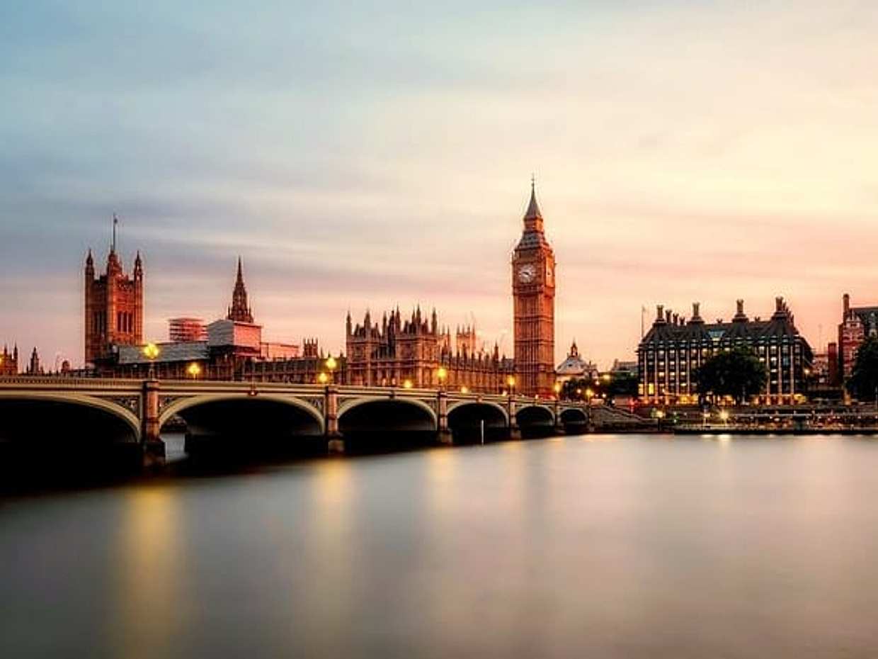Deur tot deur privétransfer van Dover naar Londen in het Verenigd Koninkrijk
