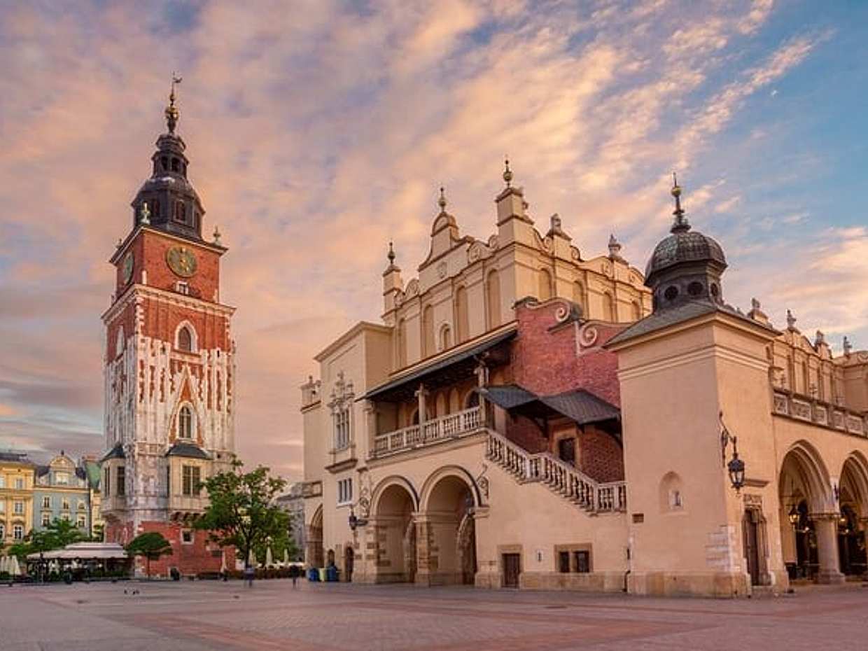Krakow Scavenger Hunt & Highlights Self-Guided Walking Tour, photo 5