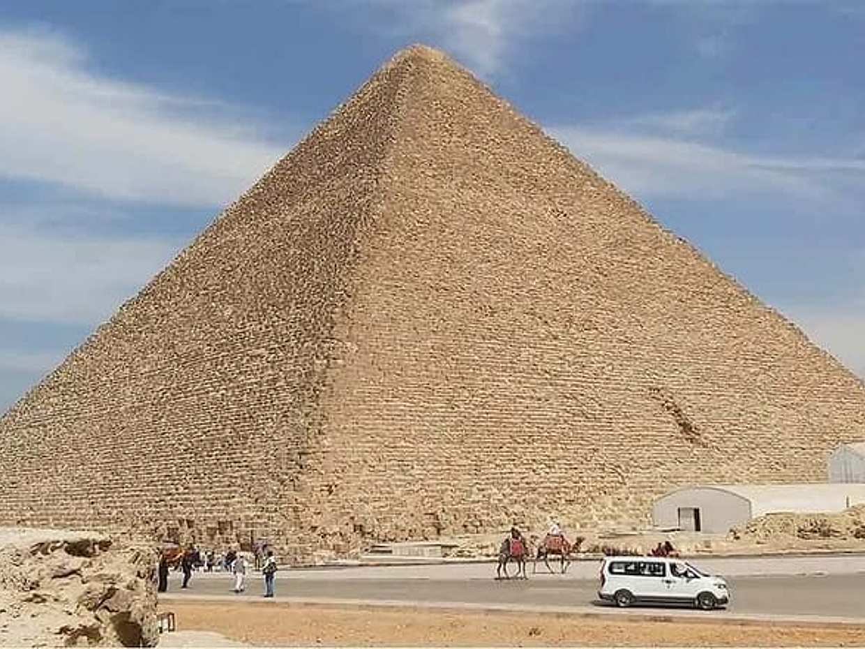 Private Full Day Tour to Giza Pyramids with Pickup and Lunch, photo 4