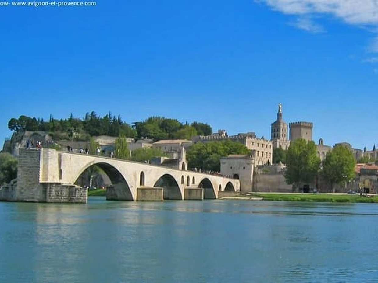 Private Full day Shore Excursions Avignon and Marseille city Tour