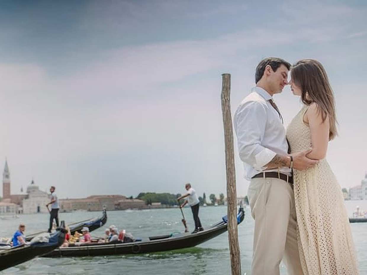 Private Photo Shoot in Venice with Gondola Ride, photo 2