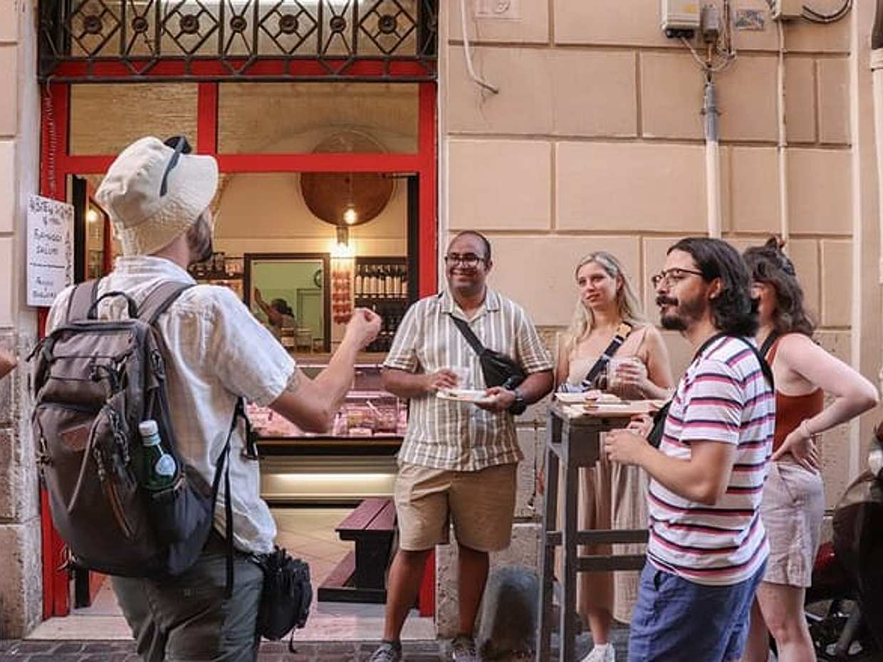 Rome Food Tour: Pasta, Wine, Gelato Trastevere Campo de' Fiori Like a Local