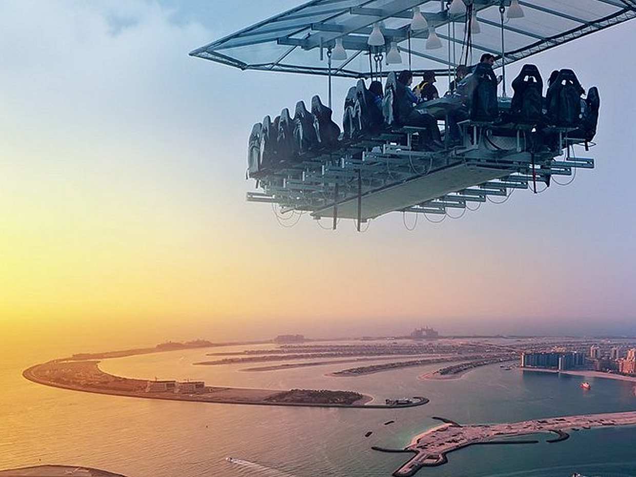 Dubai Dinner in the Sky with Private Transfers in United Arab Emirates
