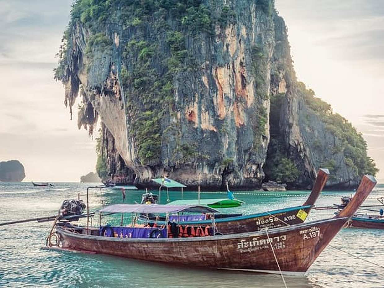 Private Transfer from Krabi to Phuket with 2h of Sightseeing