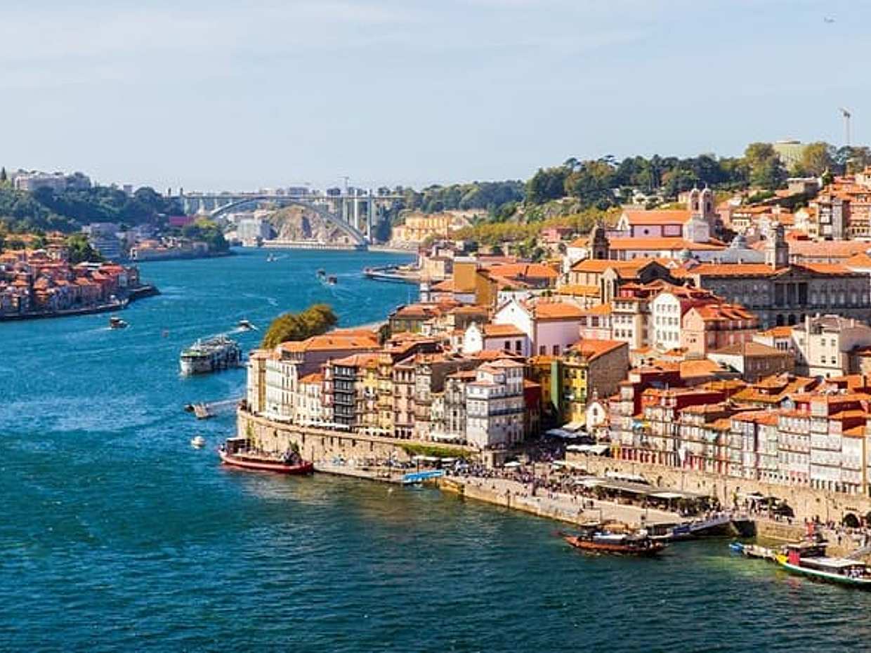 Love in Porto: Romantic Exploration Game and Tour in Portugal, photo 4