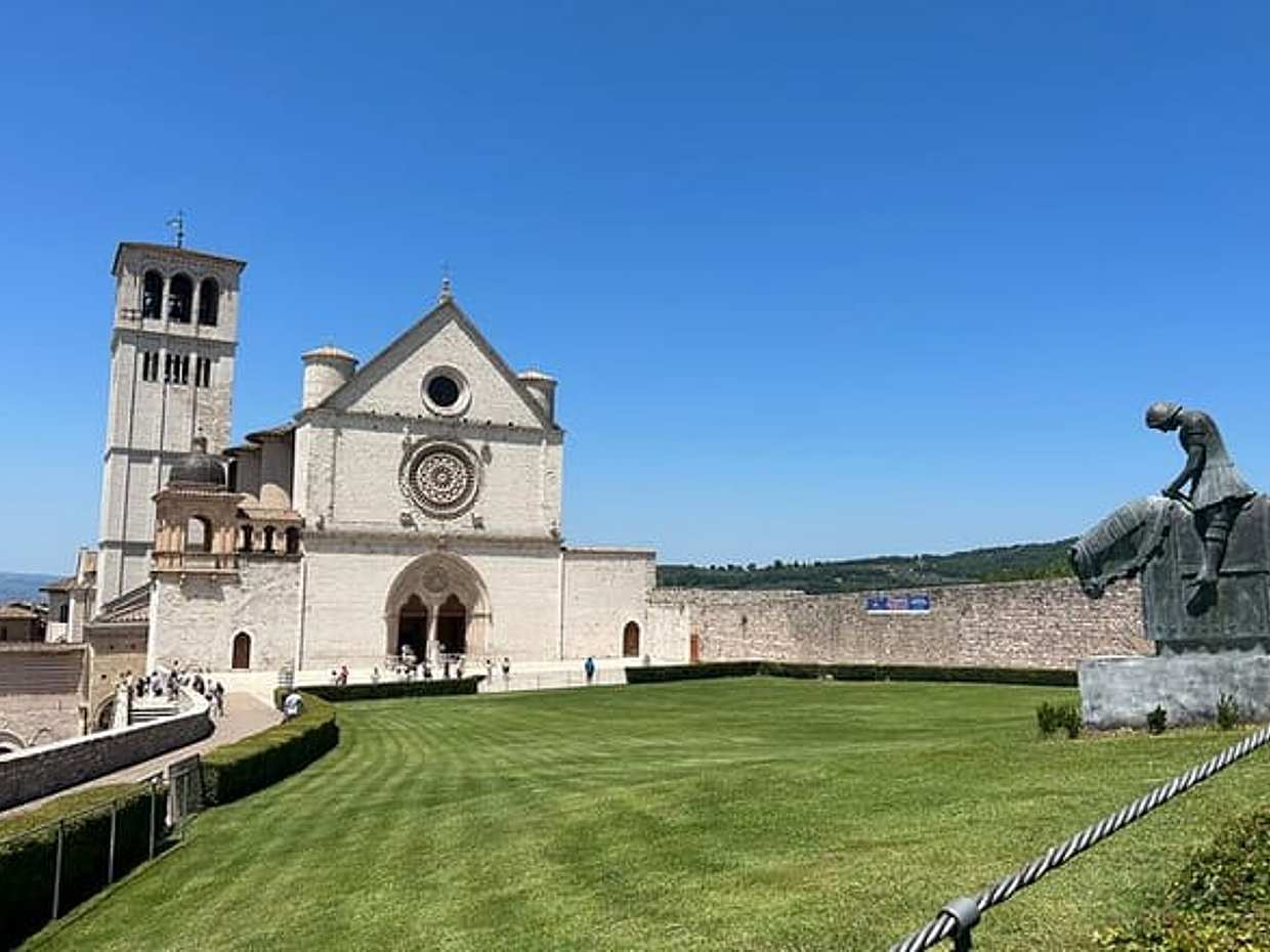 Exclusive Private Assisi & Sagrantino di Montefalco Wines from Florence, photo 2