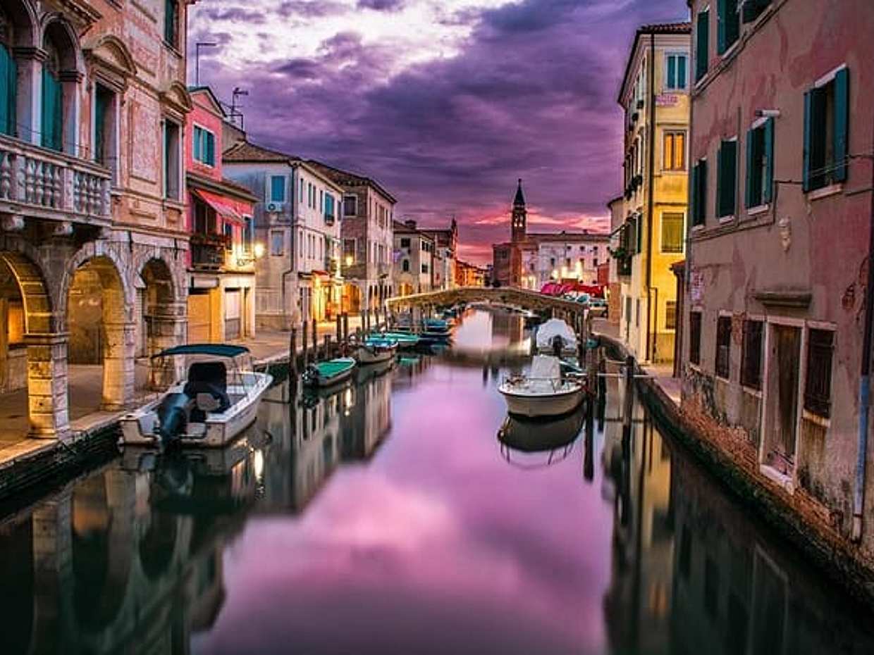 Private Transfer from Budapest to Venice, English-speaking driver, photo 5