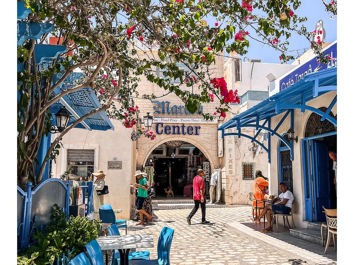 A Culinary Adventure in Djerba: From the Fish Market to Your Plate in Tunisia, Djerba Midun, photo 4