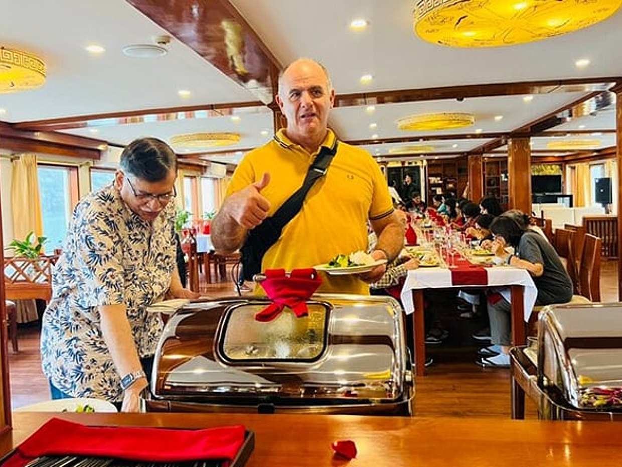 Crown Legend Cruise (4 Star Cruise Recommended 2 Day 1 Night), photo 5