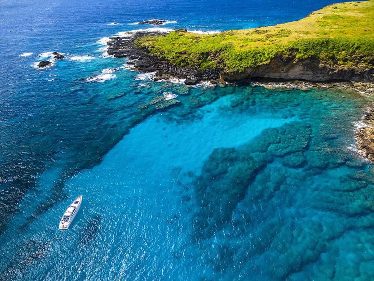 Must Helicopter Sightseeing Shared Tour from Triolet in Mauritius