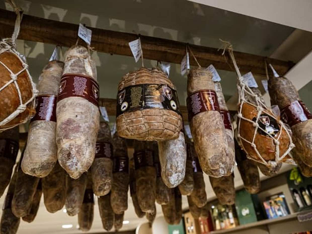 Martina Franca Basic Tasting: Capocollo, Wine & Puglia's Traditions