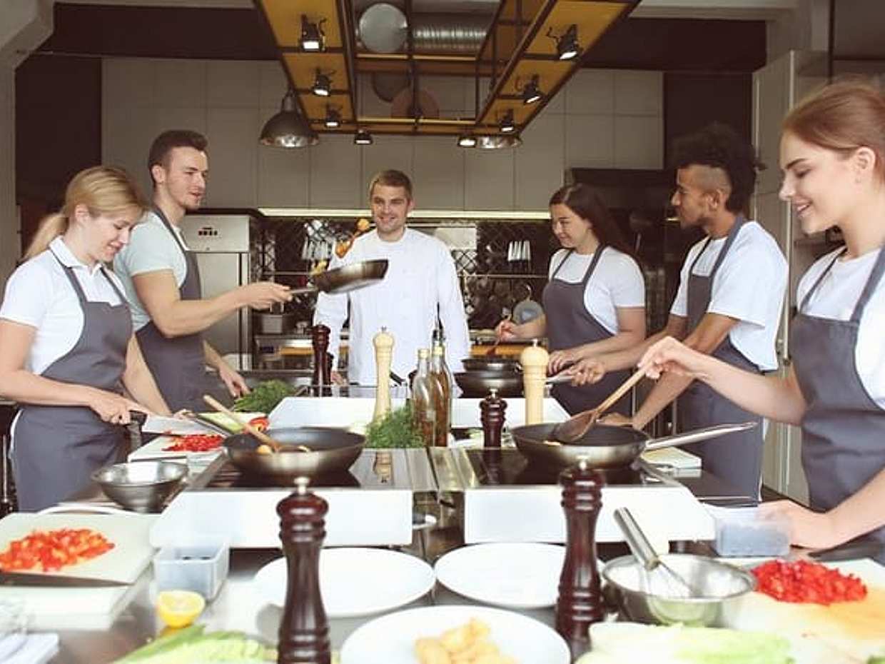 "Cours de cuisine à Paros, Grèce"