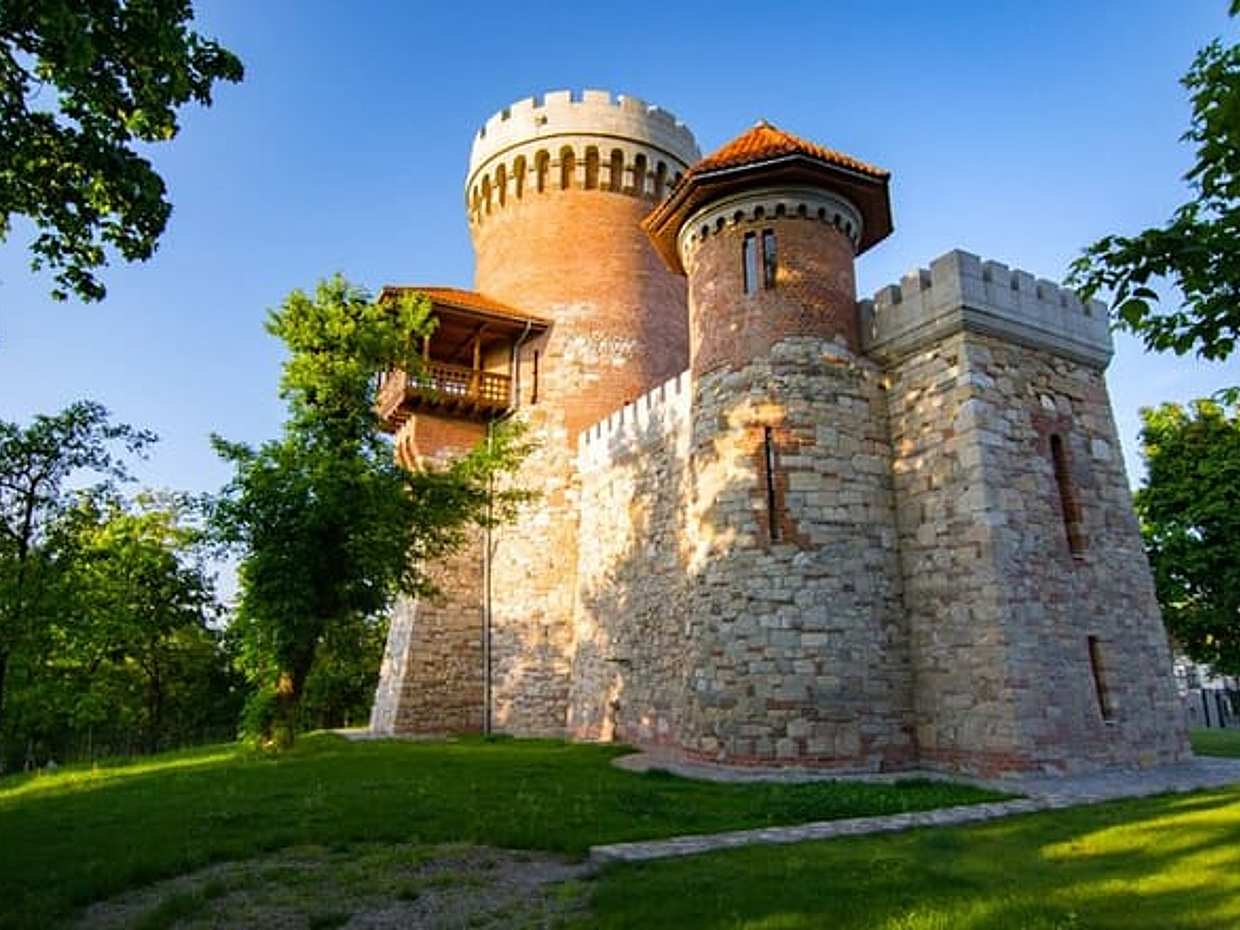 "Légendes de Dracula à Bucarest : jeu d'exploration de la ville en Roumanie, Bucarest"