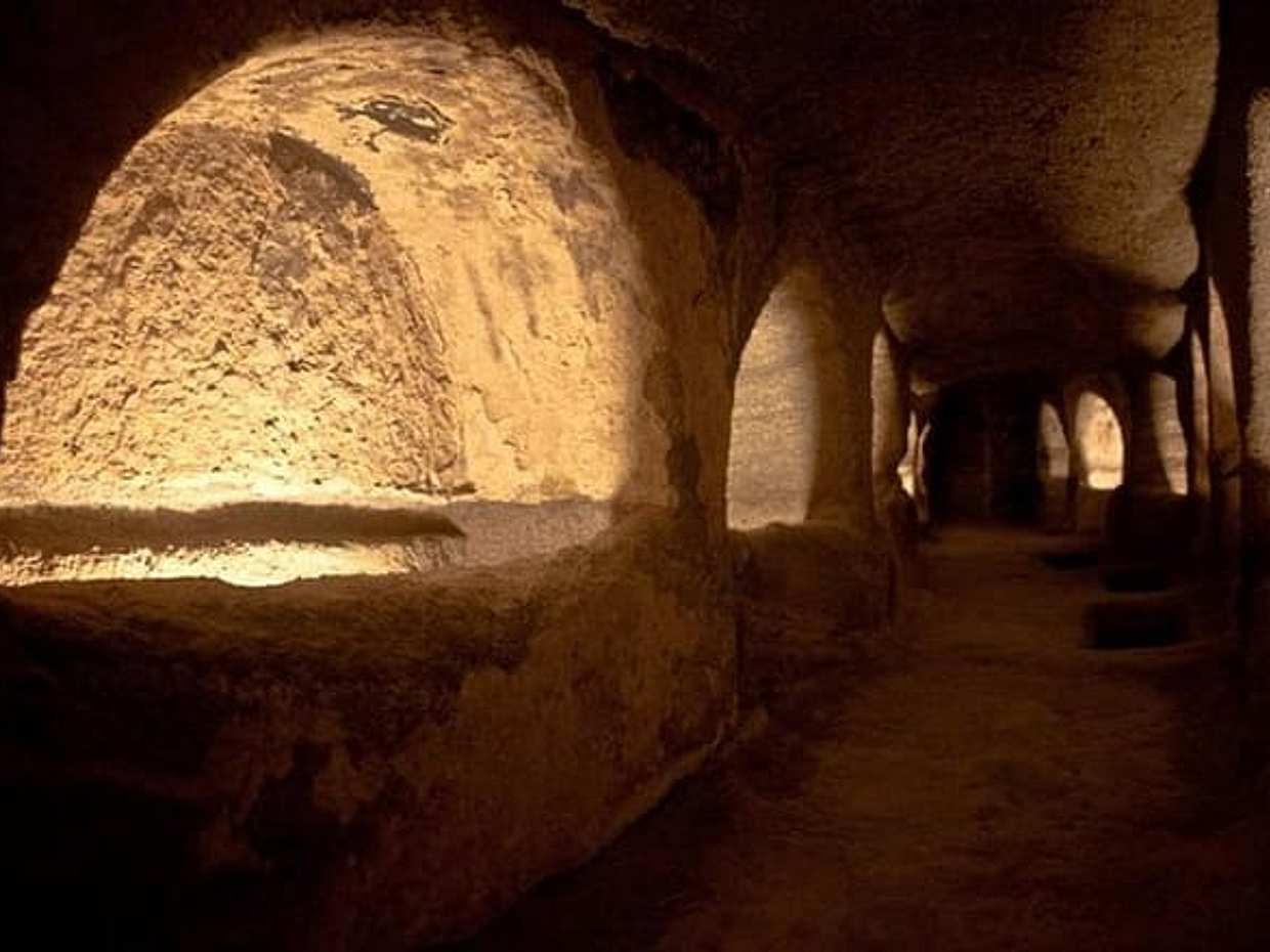 Walk Thru Ancient City of Milos  in Greece, Laurium, photo 3