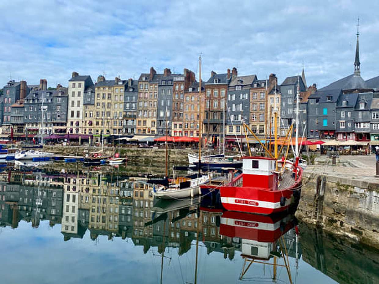 Private Normandy Rouen, Honfleur, Etretat Day trip from Paris.