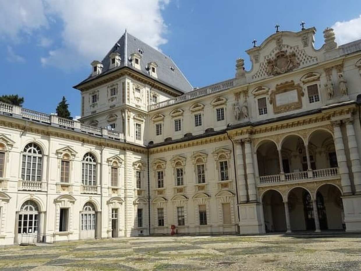 Private Transfer From Milan To Turin With 2 Hour Stop in Vercelli, photo 3