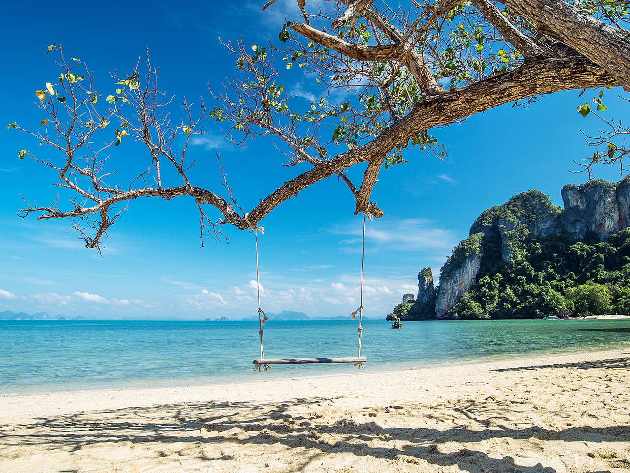 Krabi: Hong Island with Snorkeling and Swimming by Longtail Boat in Thailand, photo 3