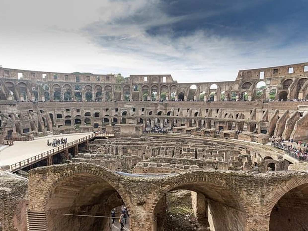 Colosseum, Forum and Palatine Hill small group tour