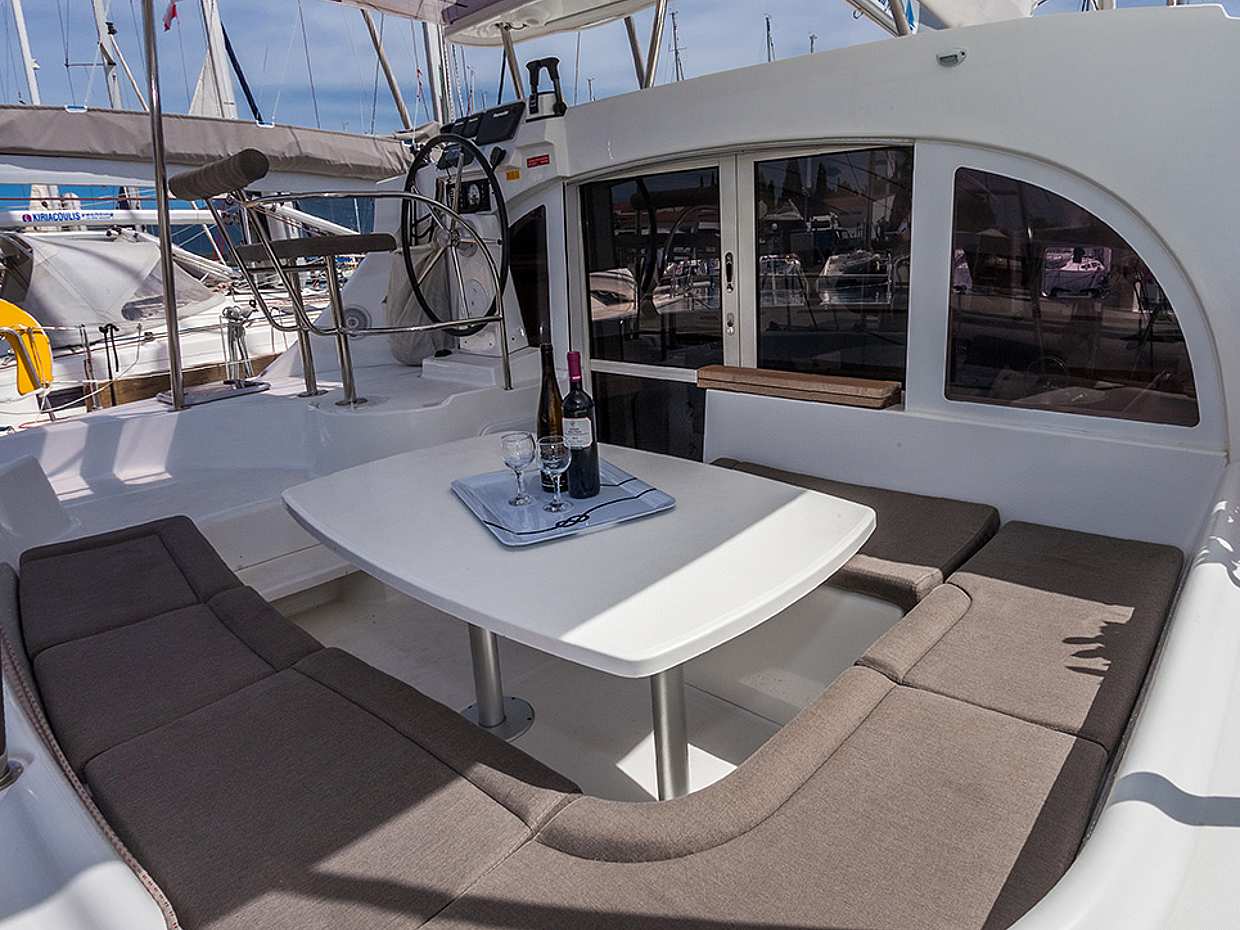 Luxury Catamaran Sunset Cruise from Heraklion, photo 3