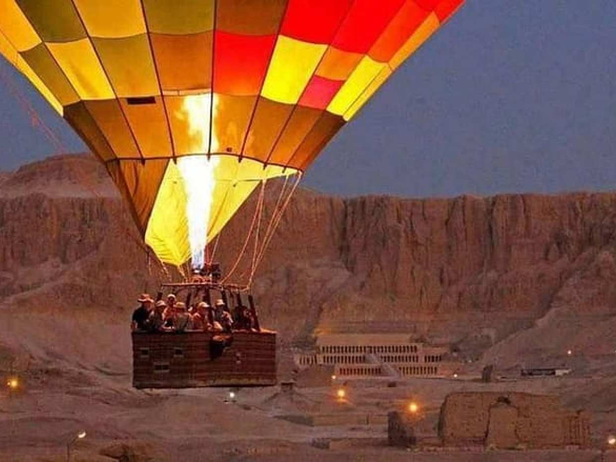 Luxor Bird eye & Sunrise - Hot Air Balloon Experience, photo 2