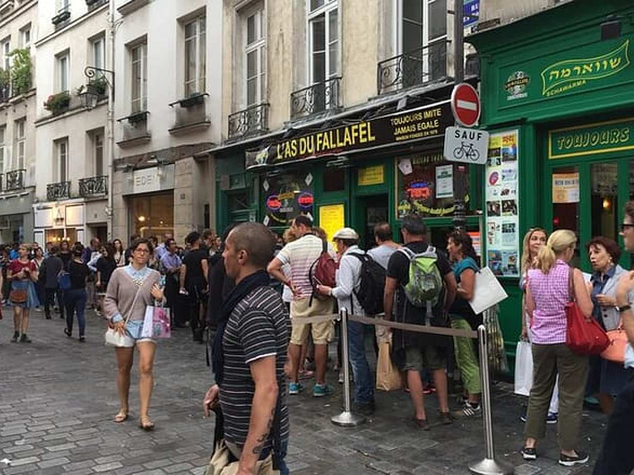 10 hours Paris city with Galeries Lafayette,Montparnasse,Marais and Moulin Rouge, photo 5