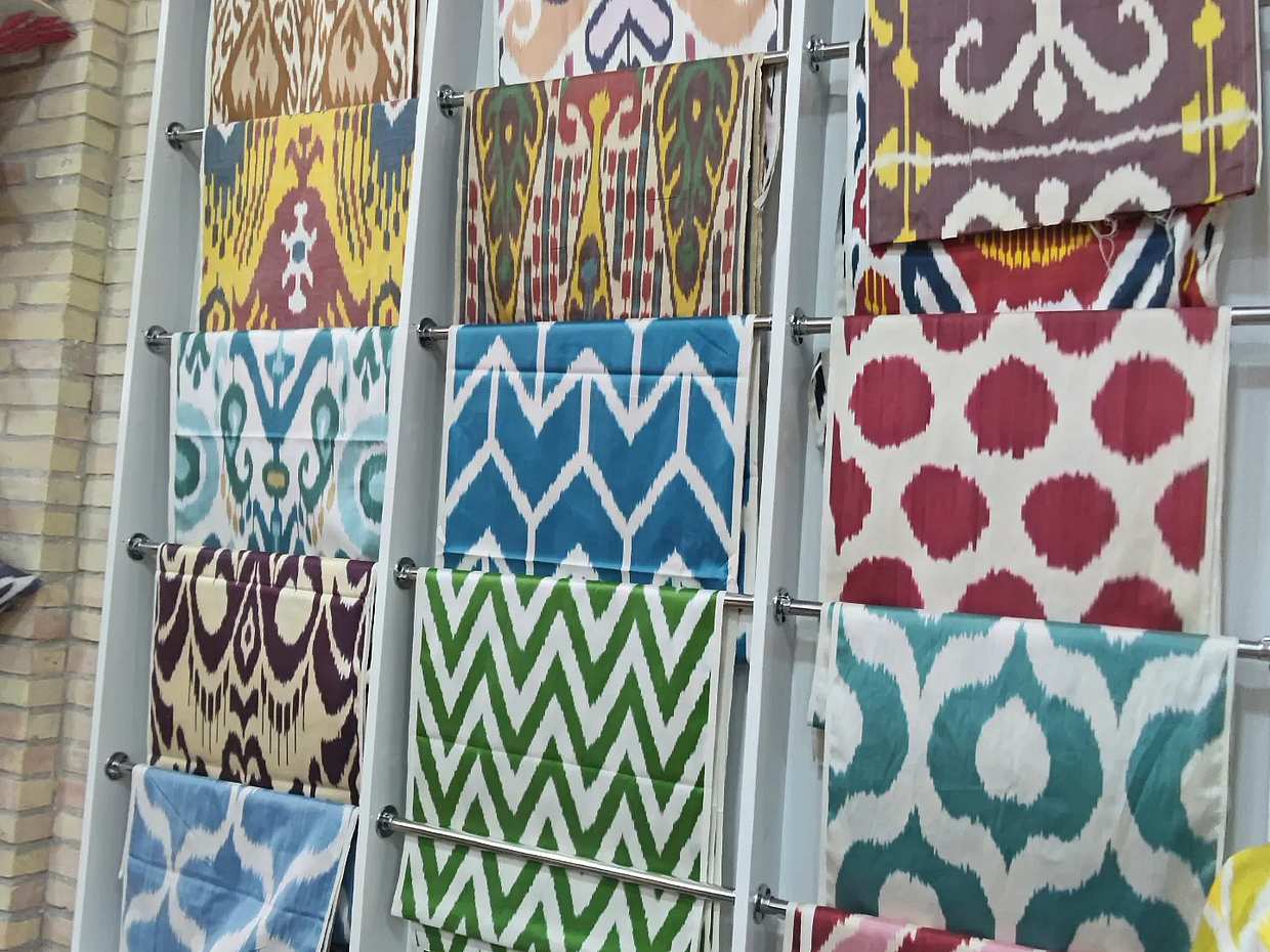 Silk Road Station: Tour de arte y artesanía en coche por Bukhara en Uzbekistán., photo 2