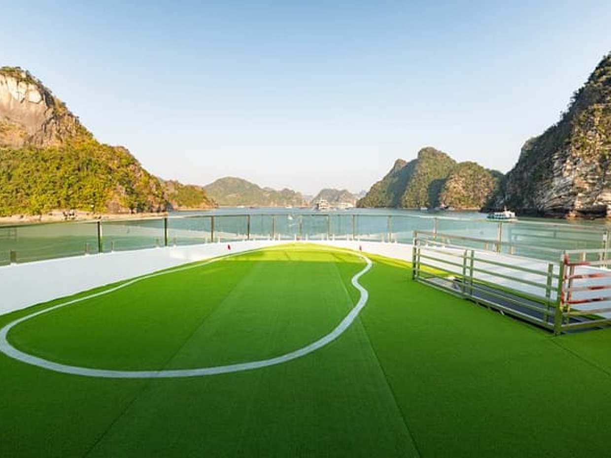 The Most Luxurious Day Cruise in Ha Long & Lan Ha Bay, photo 3