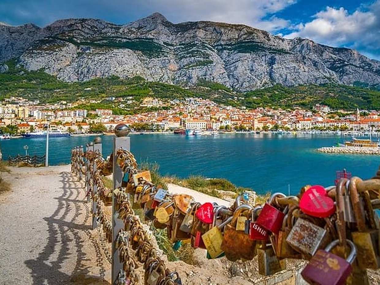 Private Transfer from Split to Makarska, Hotel-to-hotel, English-speaking driver