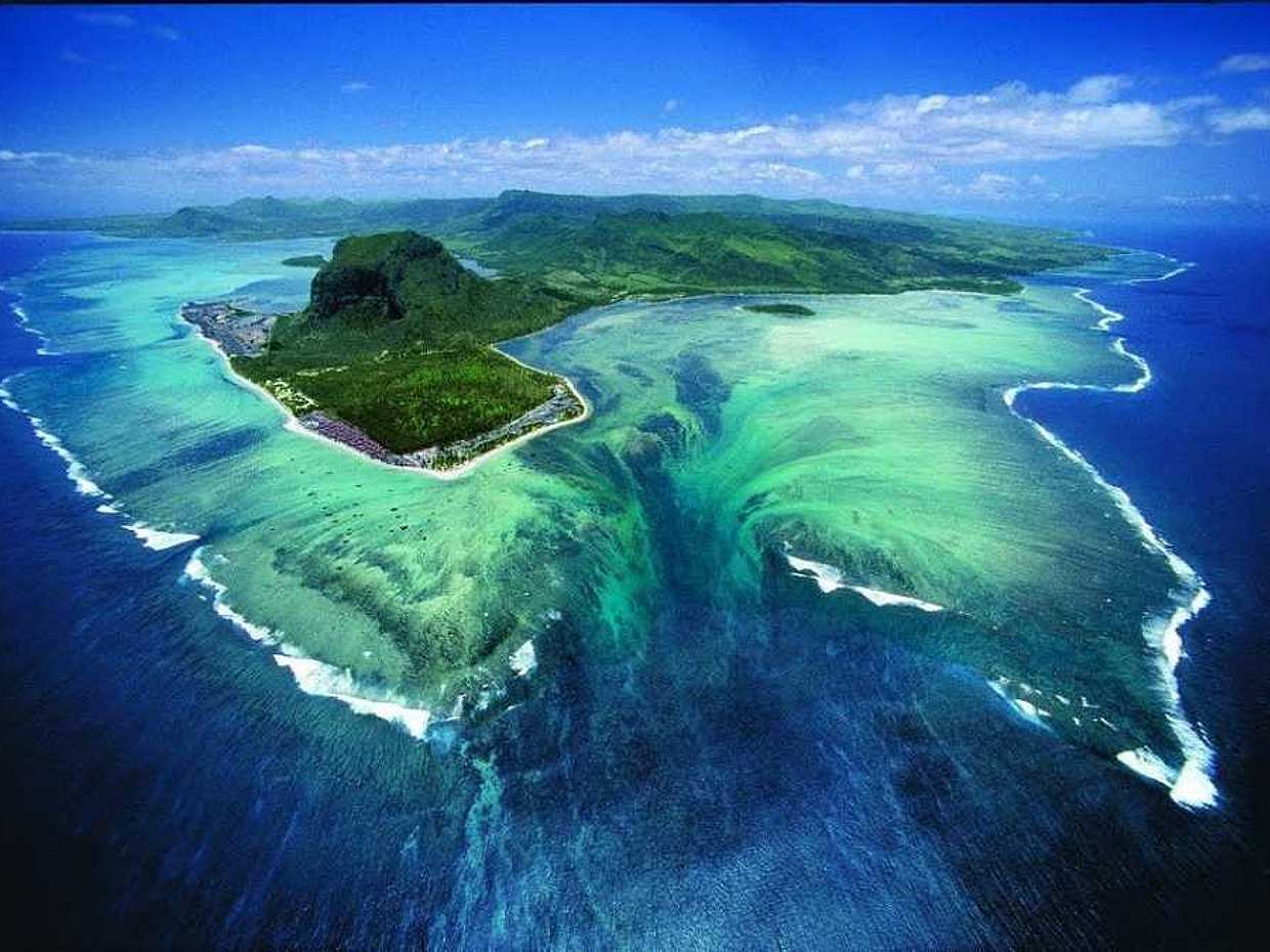 6-Sitzer privater Unterwasserfall-Helikopterrundflug von Chamarel in Mauritius
