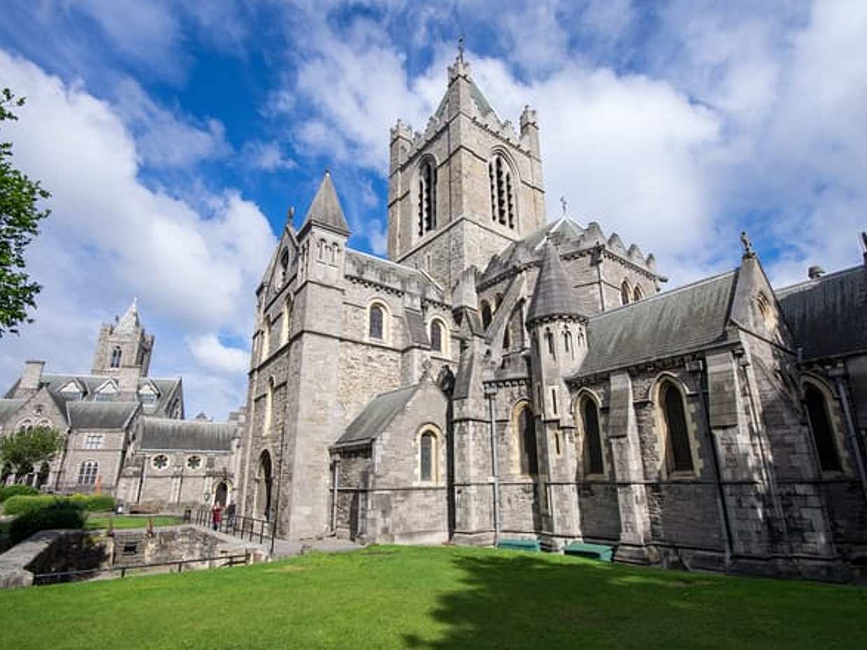 2Hour: Book of Kells, Dublin Castle, Christ Church Cathedral Tour - English, photo 3