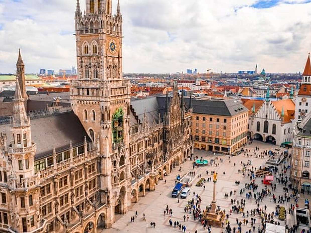 Prague to Munich Private Transfer with Sightseeing Stop, photo 5