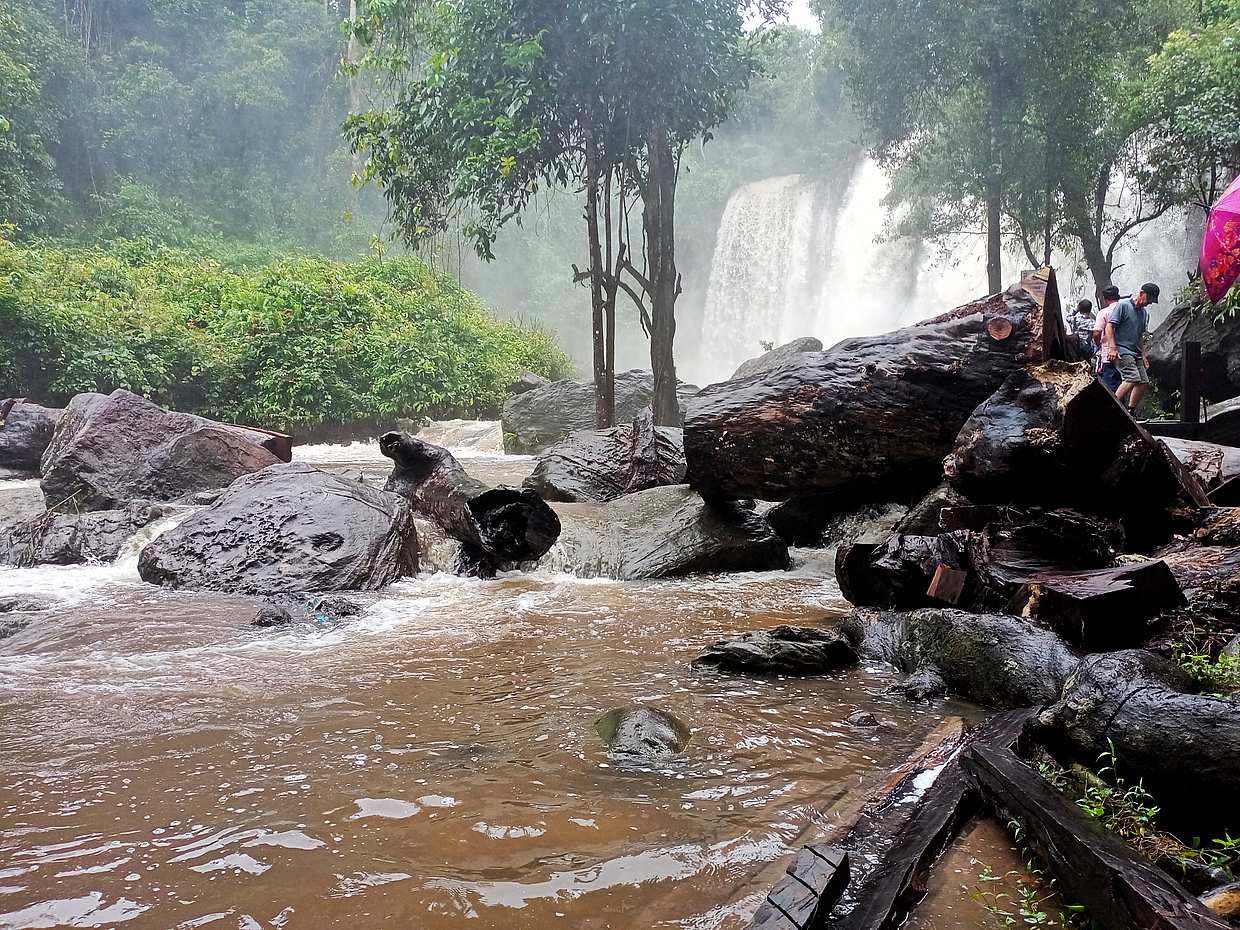Private One Day Trip to Kulen Mountain and Kompong Khleang in Cambodia, Krong Siem Reap