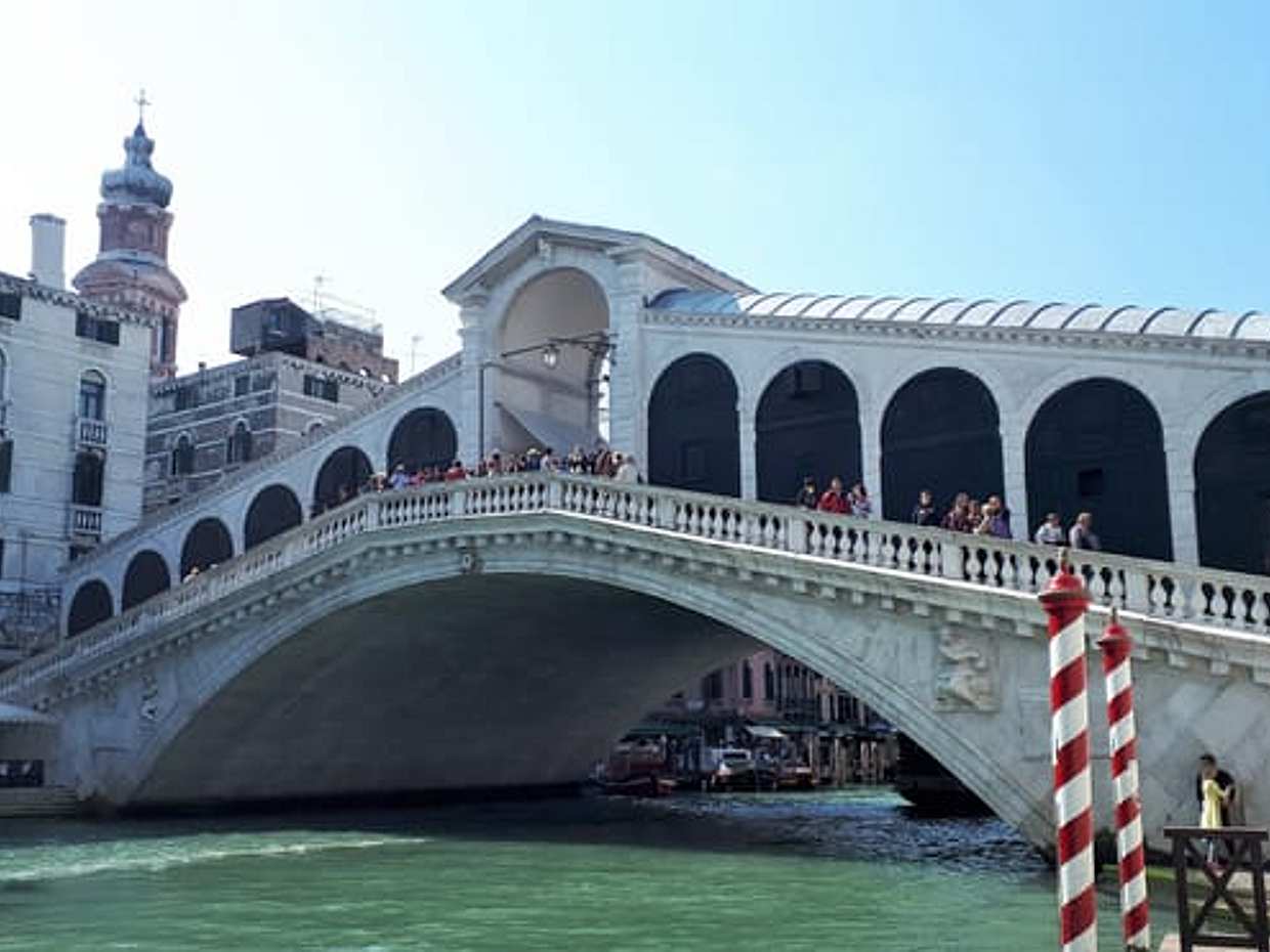 Lakes, Lagoon & Mountains: Lakes Como, Garda, Bernina train & Venice. Small Group Tour