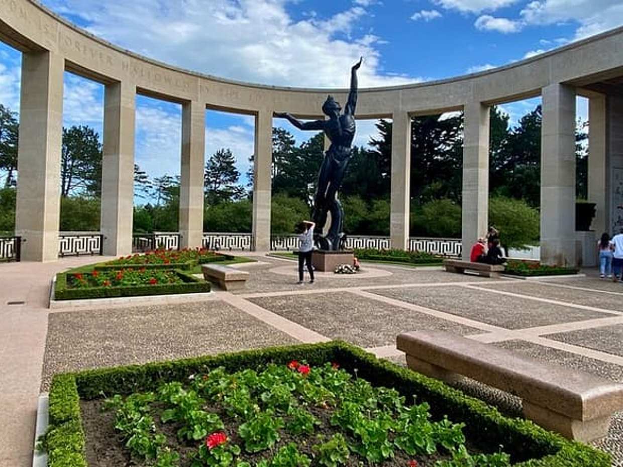 Top 7 Omaha Utah Landing Beaches Sights Private Trip from Paris.