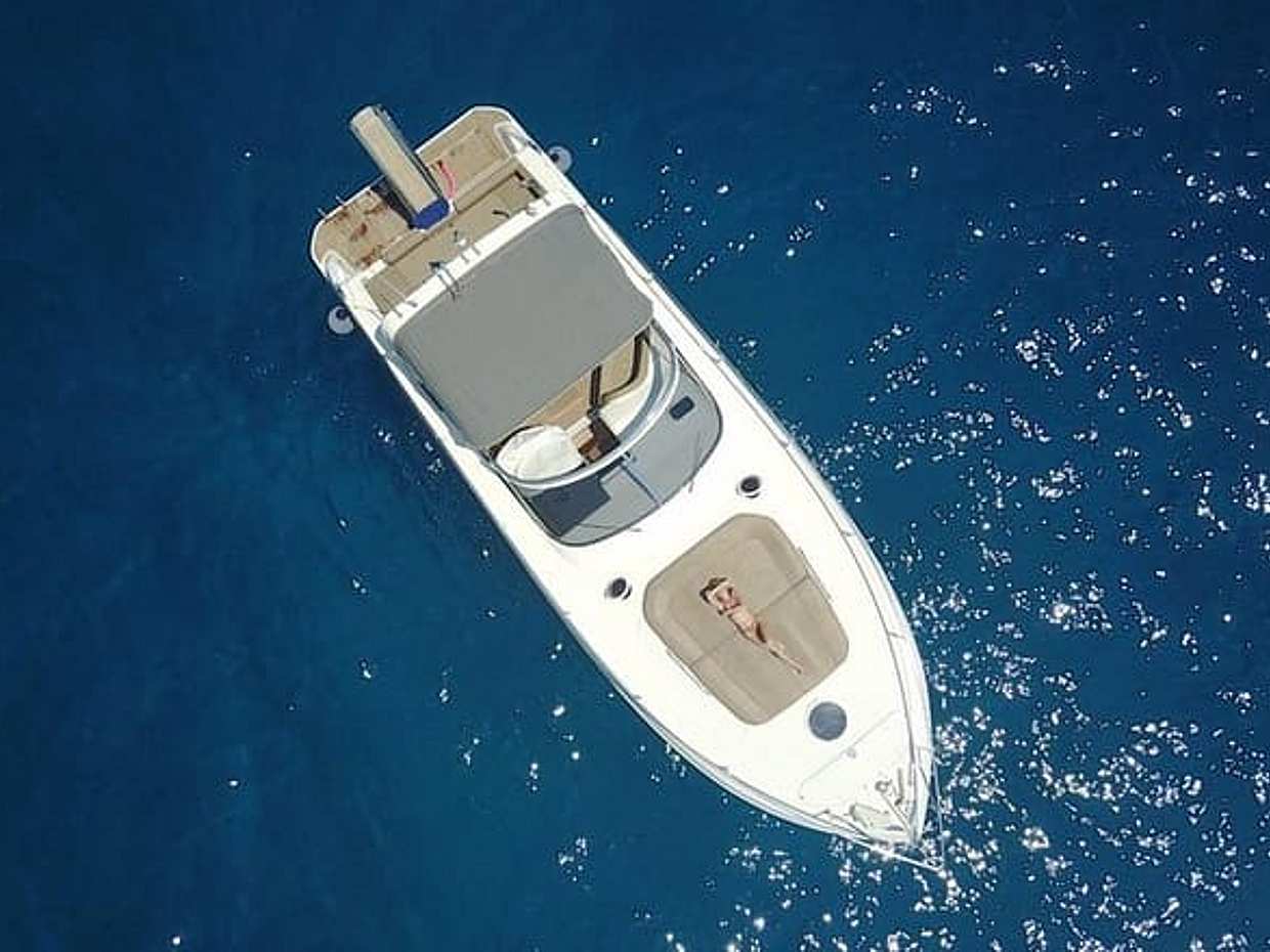 Excursion Boat - Capri Experience