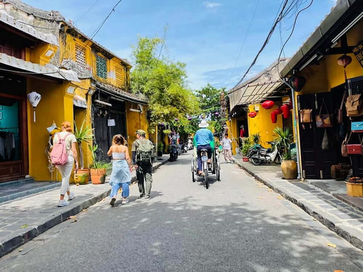 From Da Nang: My Son Sanctuary & Hoi An Full Day Tour (Lunch & Dinner included), Vietnam, photo 2