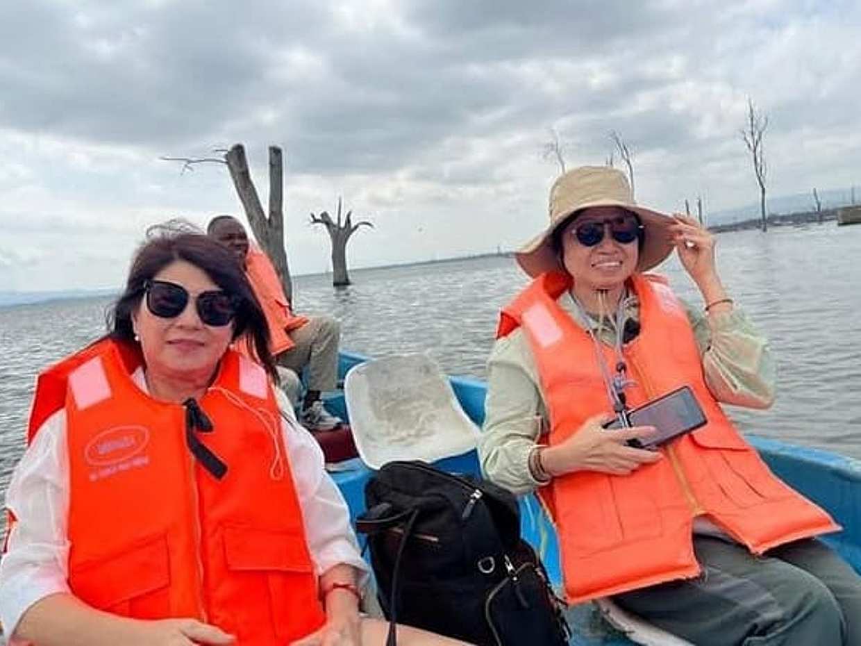Breathtaking Hellsgate and Lake Naivasha Day Trip- Free WI FI in Kenya, Nairobi, photo 5