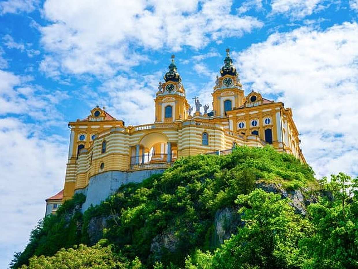 Private Tour from Vienna to Melk and Dürnstein in Austria