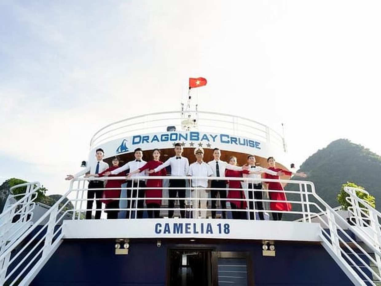 Dragon Bay Cruise - Luxury 2 Days Cruise to Halong Bay from Hanoi, photo 2