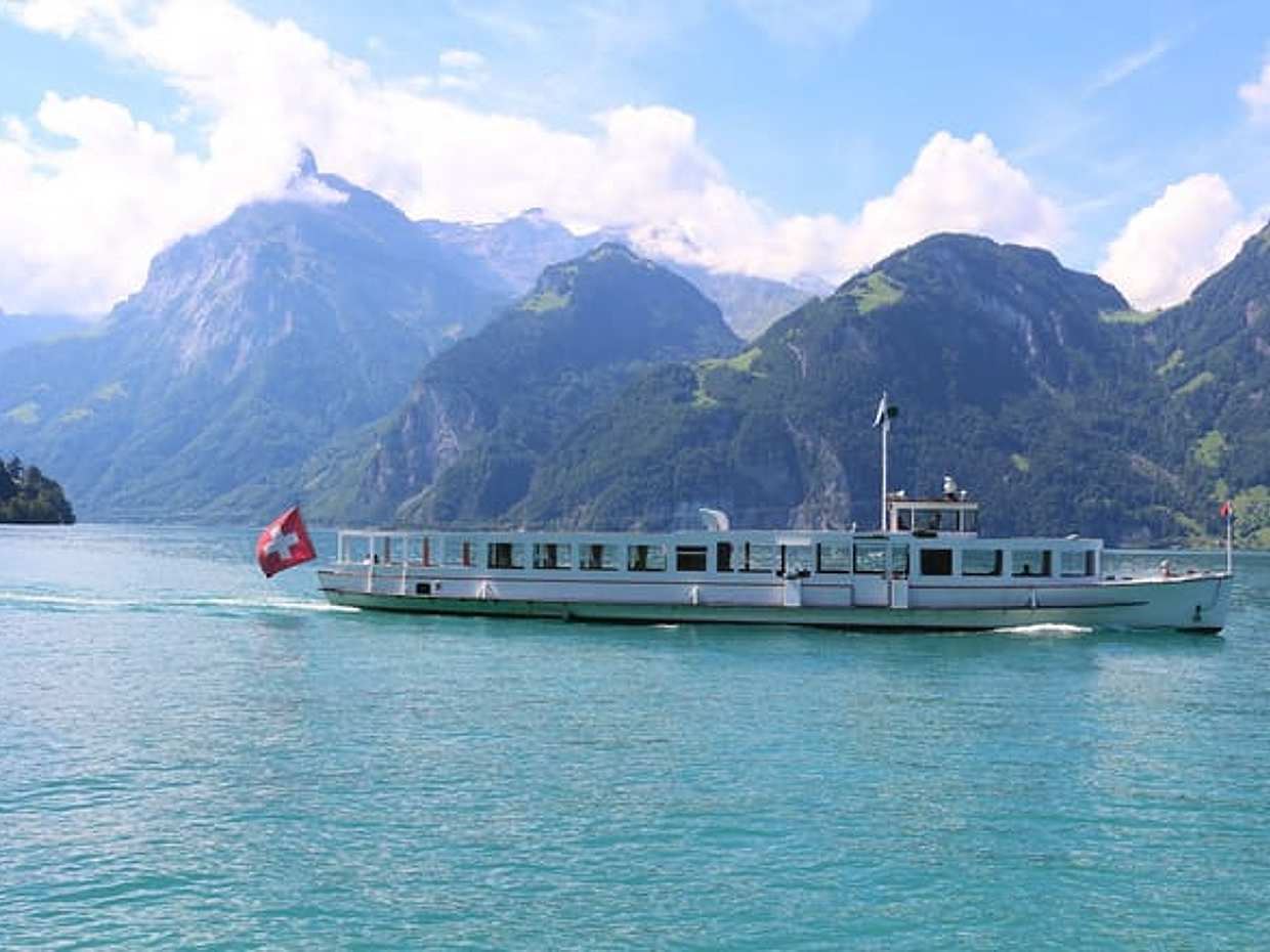 Private day trip from Basel to Lucerne and Zurich