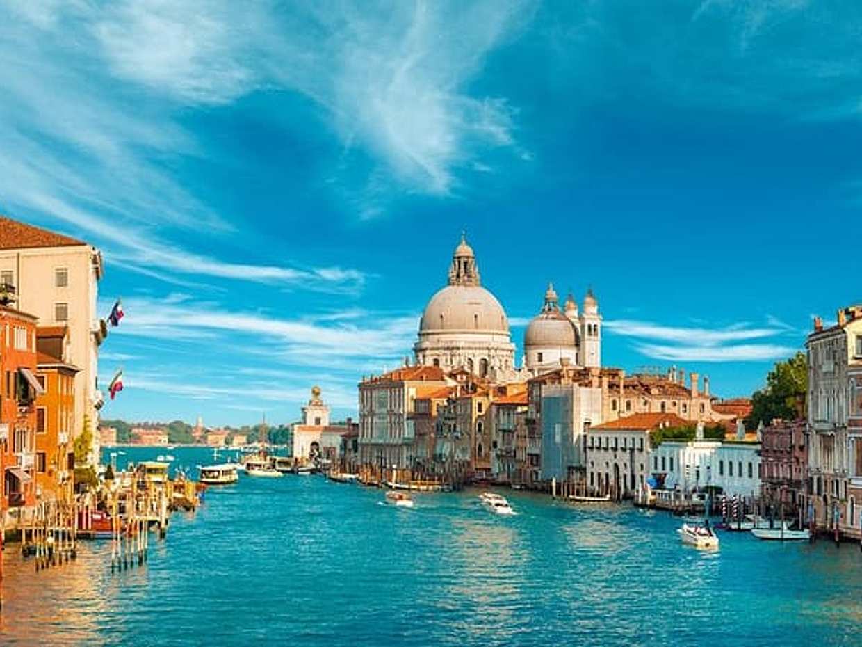 Minicruise from Railway to San Marco with guide