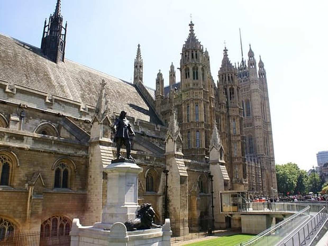 London Mob Revenge in Westminster: Exploration Game and Tour in United Kingdom, photo 2