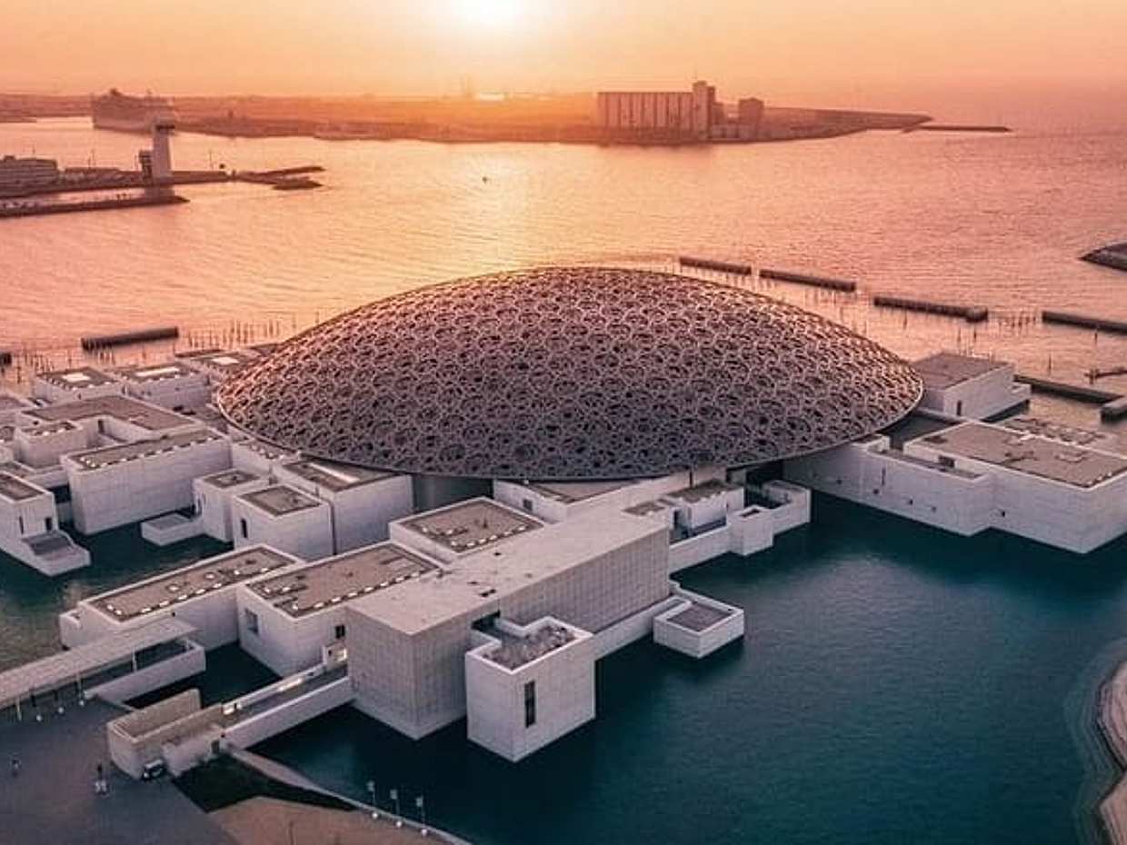 Abu Dhabi City Tour with Louvre Museum from Abu Dhabi