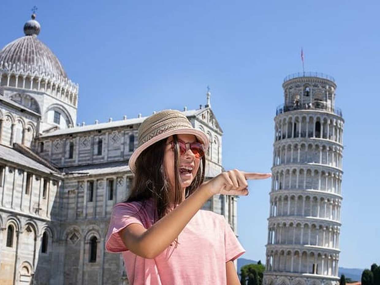 PRIVATE Full-Day Tour of Pisa, San Gimignano and Siena from Florence
