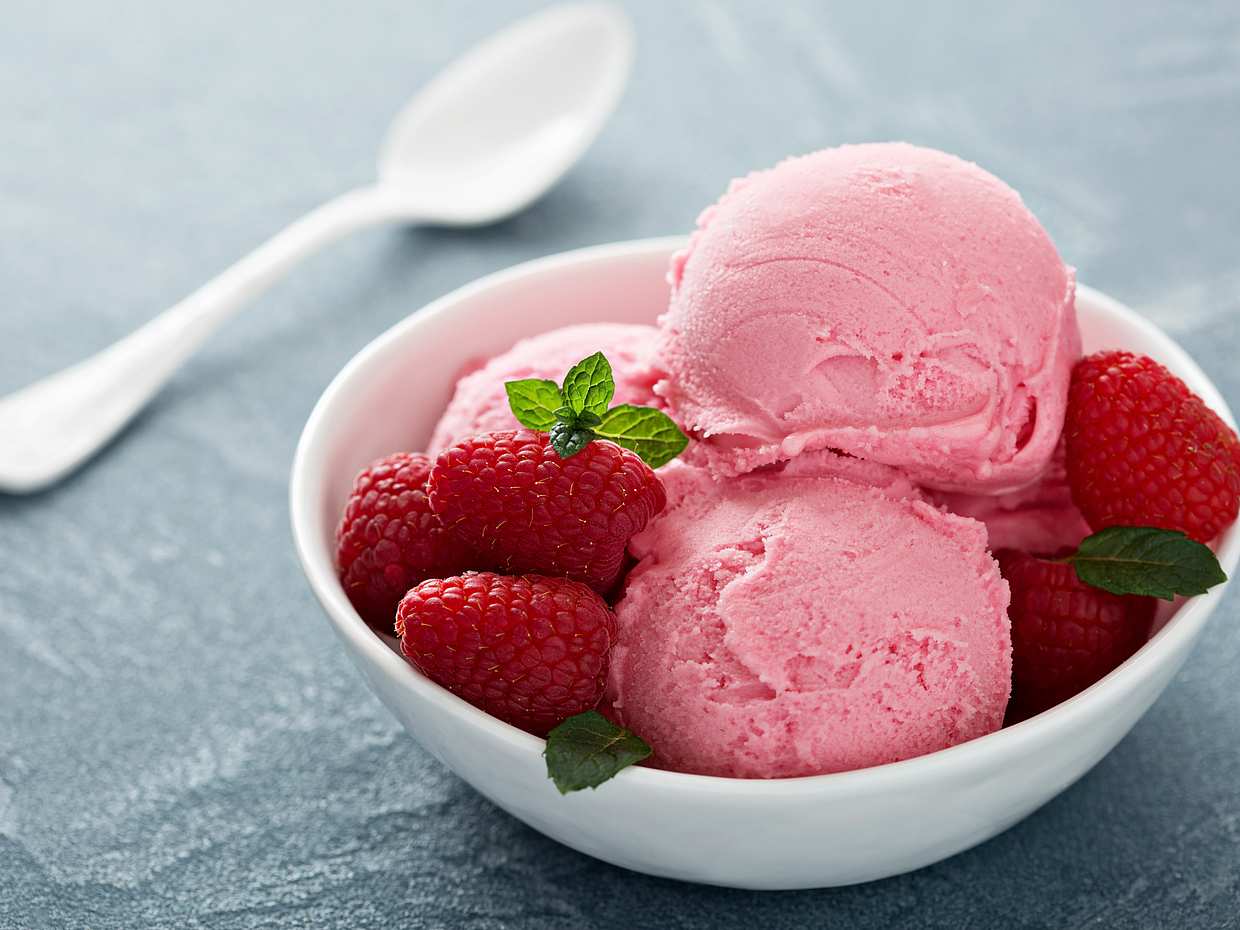 Gelato and Italian Biscotti Masterclass in Italy, Rome