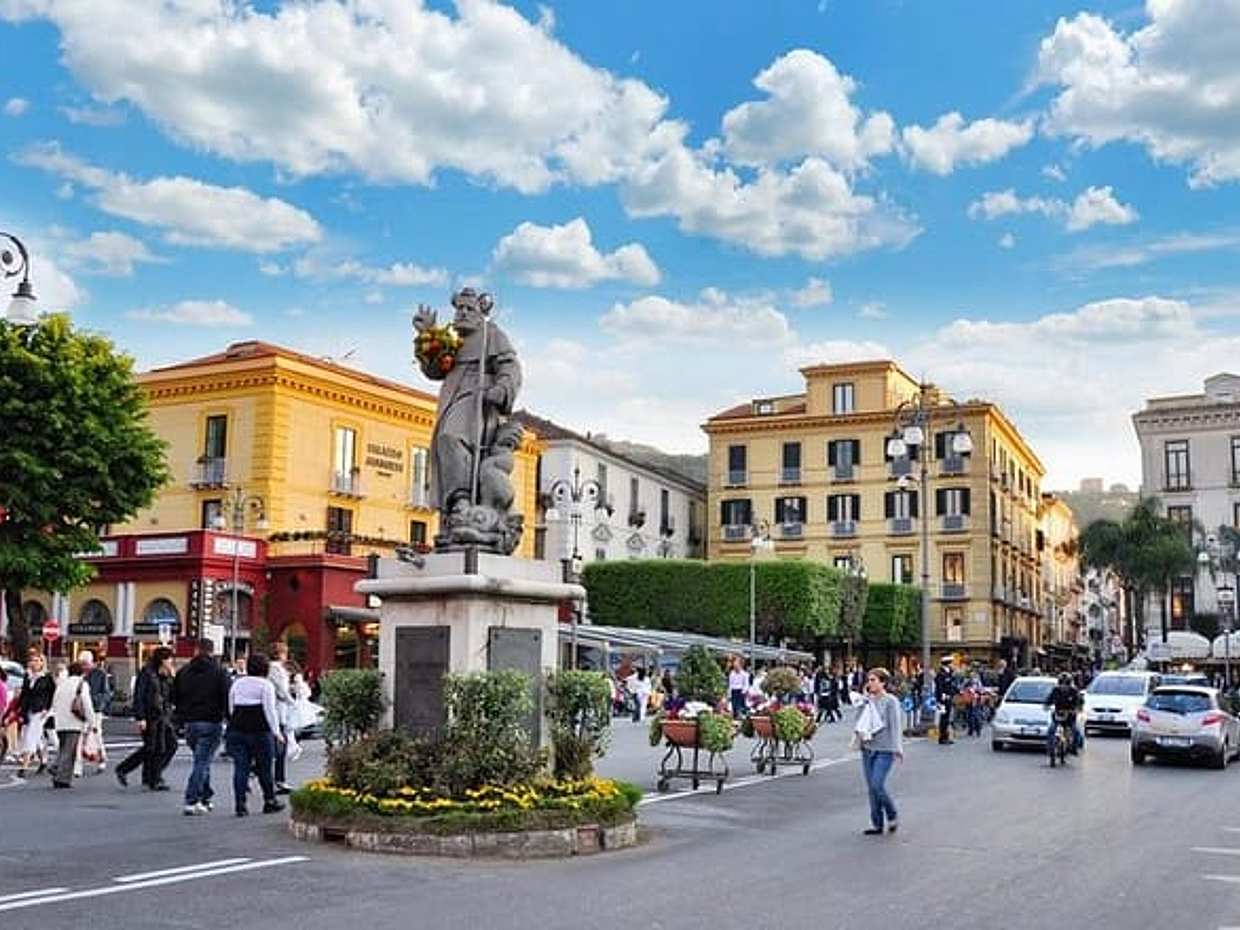 Pompeii, Sorrento & Positano Private Tour for Cruisers