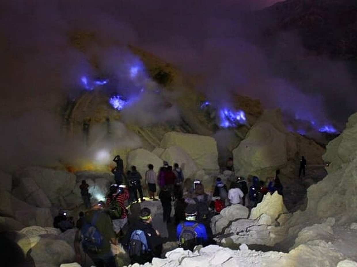 4-Day Ijen Blue Fire, Bromo, Borobudur, Yogyakarta from Bali, photo 3