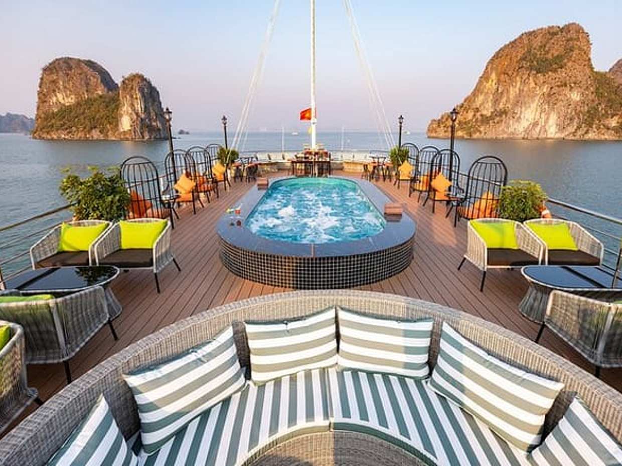 Hanoi: BEST Halong Bay 5-Star Day Cruise, Buffet Lunch, Limousine, photo 5