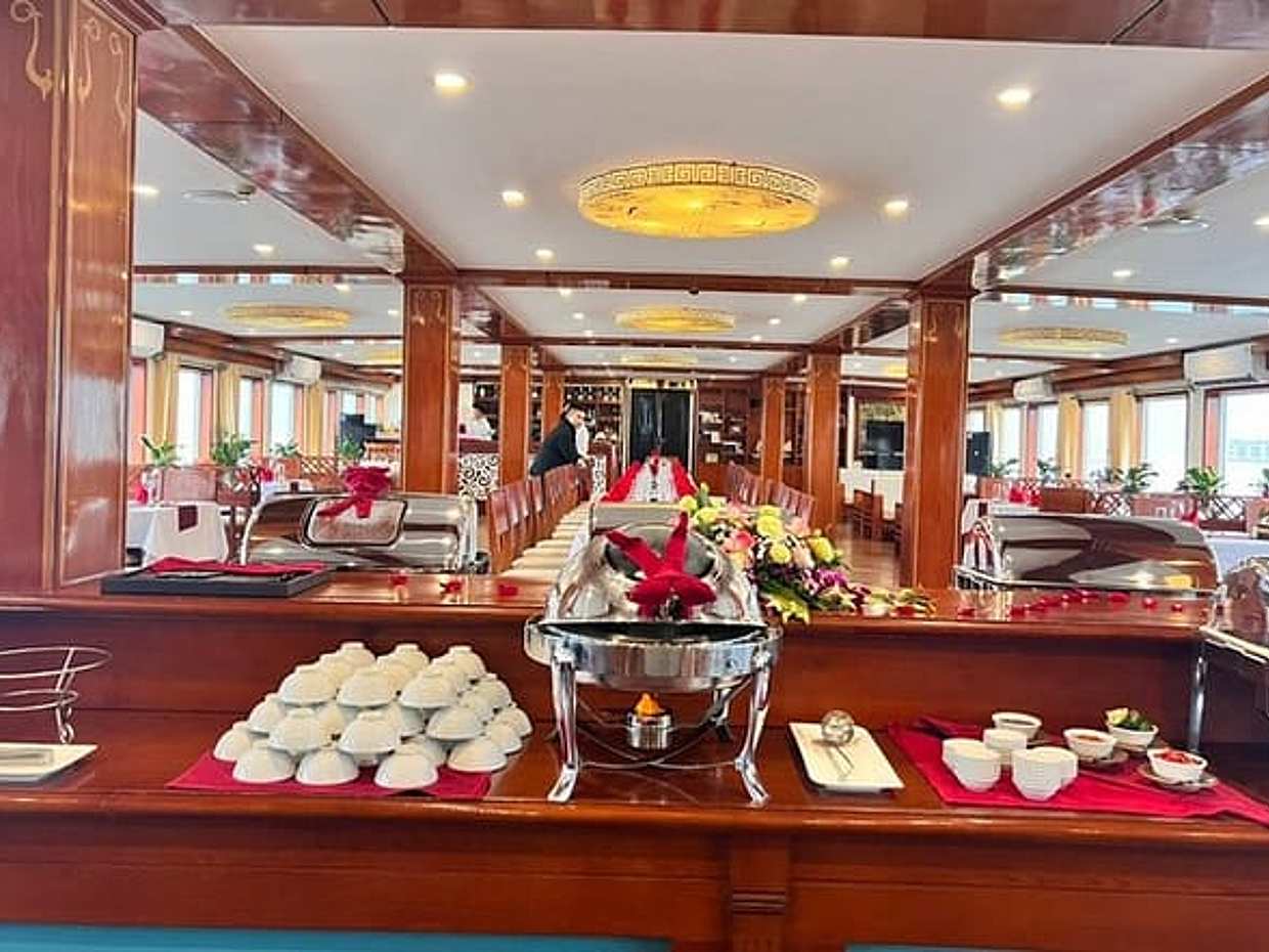Halong Bay Crown Legend Cruise 2 Day from Hanoi included Transfer, Vietnam, photo 2